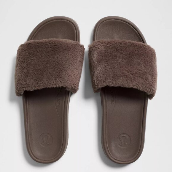 Lululemon Women's Restfeel Faux Fur Slide - NWT - Picture 3 of 10
